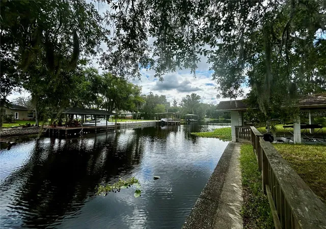 Photo 3 of Single family home for sale at 2950 N Shell Rd, Deland, FL 32720 | MLS# V4948479 | Listing updated on 2026-09-27