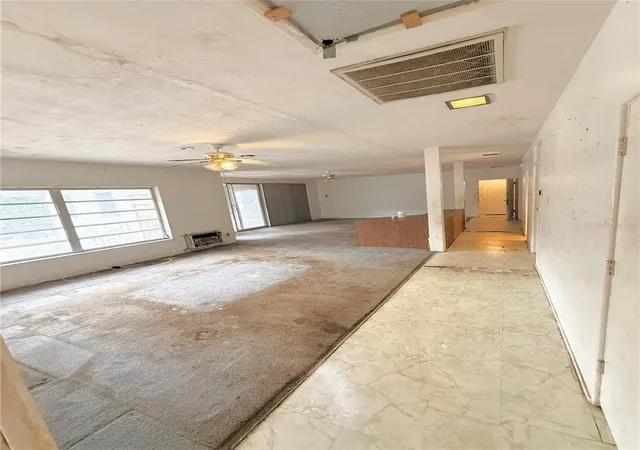 Photo 4 of Single family home for sale at 400 Lake Maggiore Blvd S, Saint Petersburg, FL 33705 | MLS# TB8497279 | Listing updated on 2026-09-03