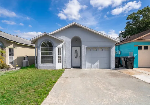 Homes for sale in Apopka, FL | 1717 Chatham Cir, Apopka, FL 32703 | MLS# O6398798