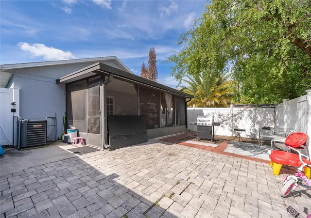 Homes for sale in Apopka, FL | 1717 Chatham Cir, Apopka, FL 32703 | MLS# O6398798