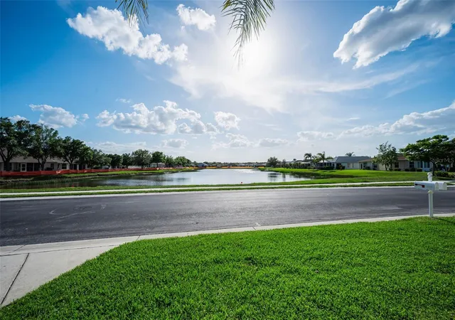 4th image of 1933 Arbor Knoll Loop, Trinity, FL 34655 | MLS# W7884805