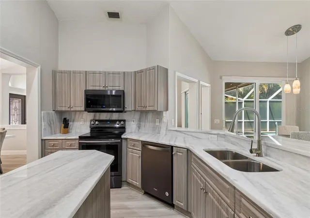 4th image of 4227 Auston Wy, Palm Harbor, FL 34685 | MLS# TB8497292