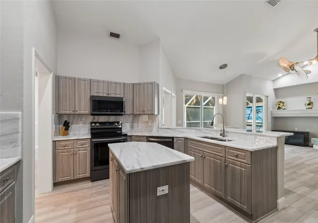 5th image of 4227 Auston Wy, Palm Harbor, FL 34685 | MLS# TB8497292