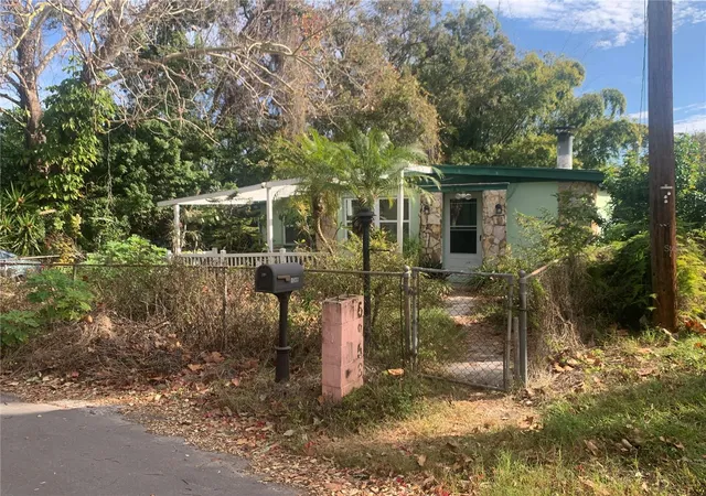 Photo 3 of Sale Pending at 5853 39th Street N, Saint Petersburg, FL 33714 | MLS# TB8497316 | Listing updated on 2026-07-22