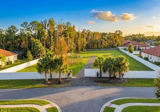 3rd image of 6518 Old Tampa Hwy #A, Davenport, FL 33896 | MLS# O6398838