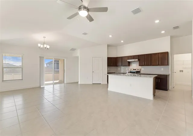 4th image of 9239 Westside Hills Dr, Davenport, FL 33896 | MLS# S5147767