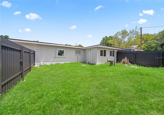 Photo 3 of Single family home for sale at 1507 Lavilla Rd, Punta Gorda, FL 33950 | MLS# A4689925 | Listing updated on 2026-09-28