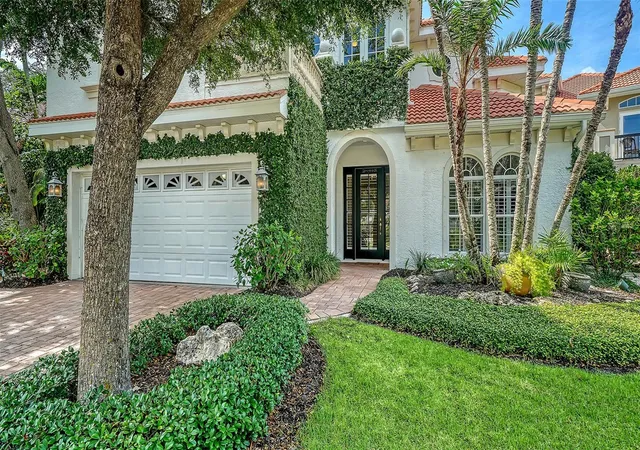 Photo 1 of Single family home for sale at 1704 Fortuna St, Sarasota, FL 34239 | MLS# A4689929 | Listing updated on 2026-09-15