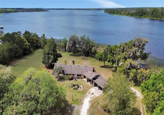 Homes for sale in De Leon Springs, FL | 5268 State Road 11, De Leon Springs, FL 32130 | MLS# V4948487