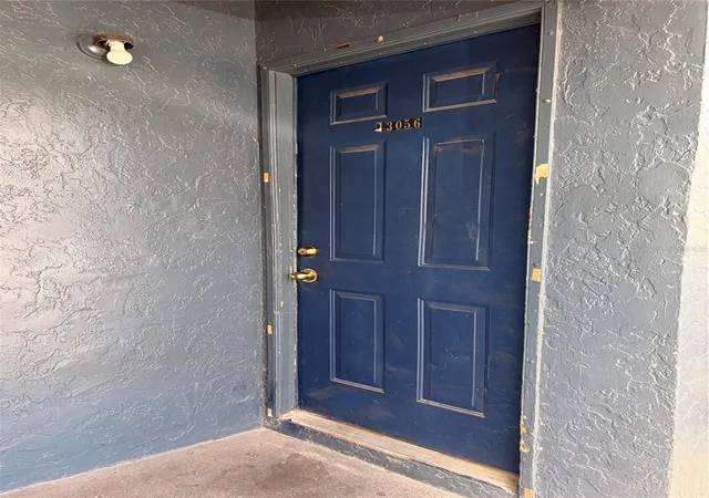 Townhouse for sale at 13056 Londondary Pl, TAMPA, FL 33612 | MLS# TB8497374