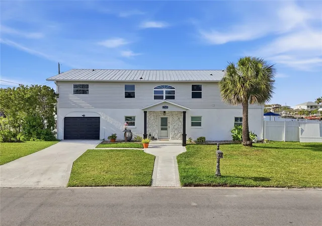 Homes for sale in Hernando Beach, FL | 3173 Gulfview Dr, Hernando Beach, FL 34607 | MLS# TB8497388