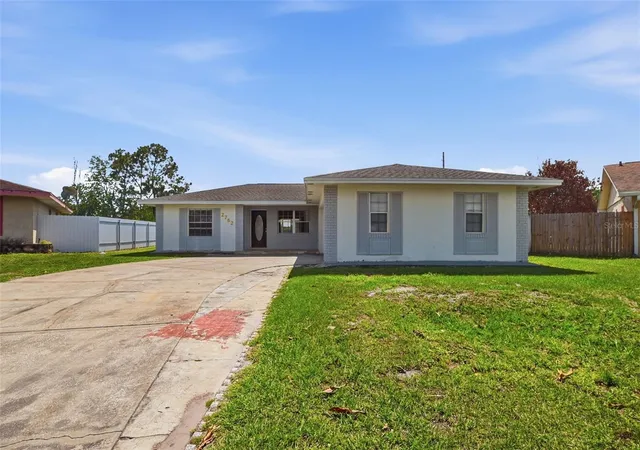 Photo 1 of Sale Pending at 2762 Myakka Dr, ORLANDO, FL 32839 | MLS# O6398906 | Listing updated on 2026-10-03