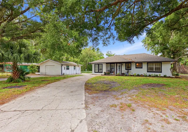 3rd image of 30151 Lynne Dr, Wesley Chapel, FL 33543 | MLS# TB8497398