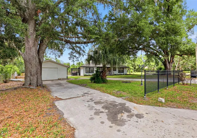 5th image of 30151 Lynne Dr, Wesley Chapel, FL 33543 | MLS# TB8497398