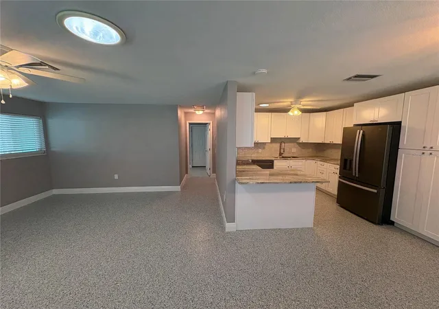 Listing Photo 4 - Condo for sale in building located at 4515-4517 103rd St Ct W, BRADENTON, FL 34210