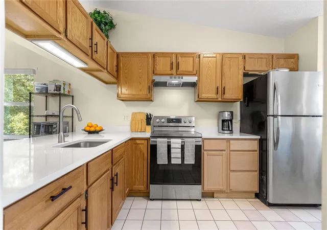Photo 3 of House for sale at 10457 SW 85th Court, Ocala, FL 34481 | MLS# OM722751 | Listing updated on 2026-08-11
