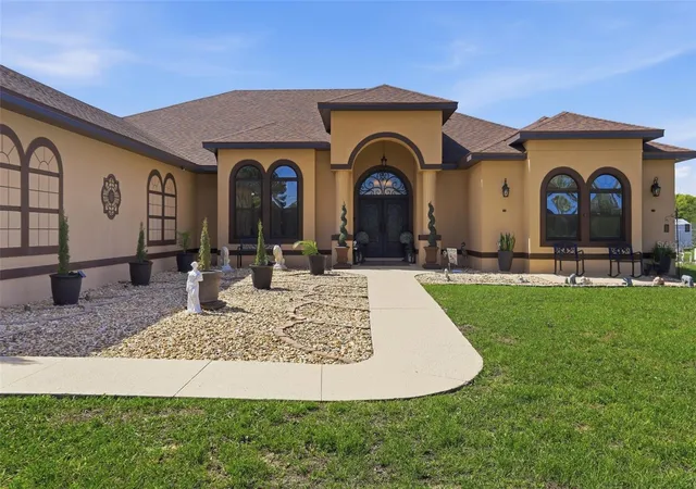 Photo 4 of Single family home for sale at 13429 Montevista Rd, Clermont, FL 34711 | MLS# O6398947 | Listing updated on 2026-08-30