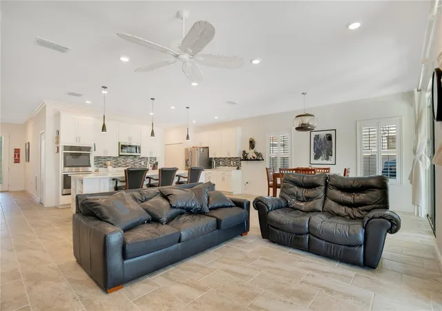 5th image of 260 Jackson Loop, Deland, FL 32724 | MLS# V4948495