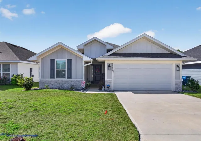 Photo 1 of Single family home for sale at 25013 Sw 24th Place, Newberry, FL 32669 | MLS# GC539427 | Listing updated on 2026-06-11