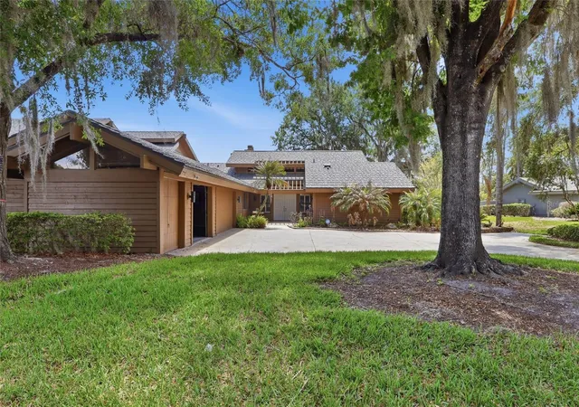 3rd image of 29922 Baywood Ln, Wesley Chapel, FL 33543 | MLS# TB8497505