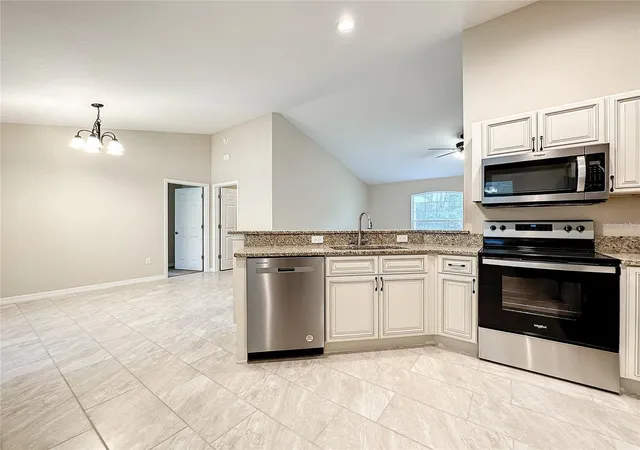 3rd image of 4887 Sw 159Th Lane Rd, Ocala, FL 34473 | MLS# TB8497515