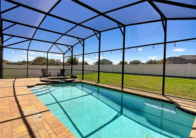Photo 3 of Single family home for sale at 3843 Golden Knot Dr, Kissimmee, FL 34746 | MLS# S5147803 | Listing updated on 2026-09-01