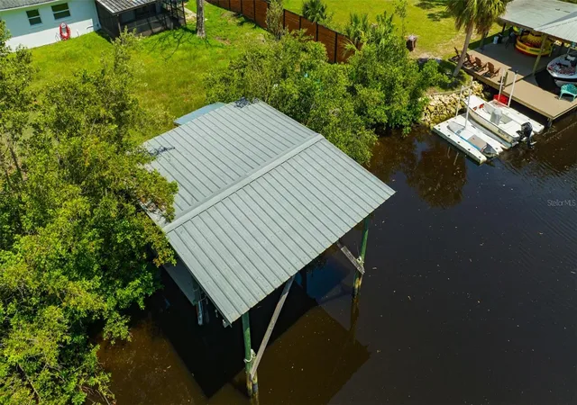 Homes for sale in Gibsonton, FL | 9935 River Dr, Gibsonton, FL 33534 | MLS# TB8497530