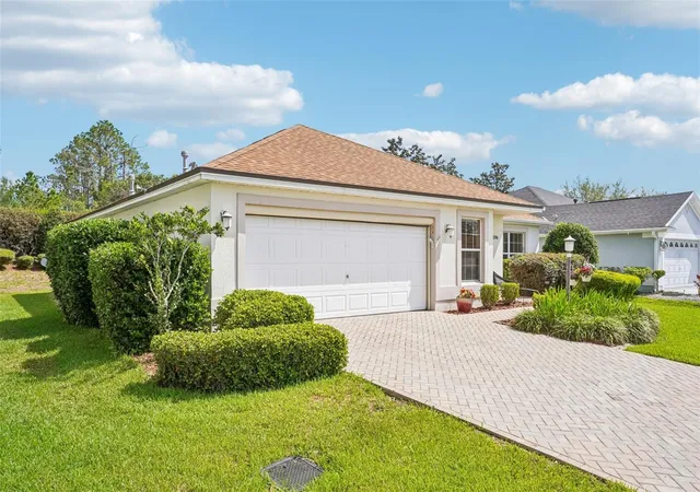 Photo 4 of Single family home for sale at 16596 SE 77th Northridge Ct, Lady Lake, FL 32162 | MLS# G5111003 | Listing updated on 2026-10-08