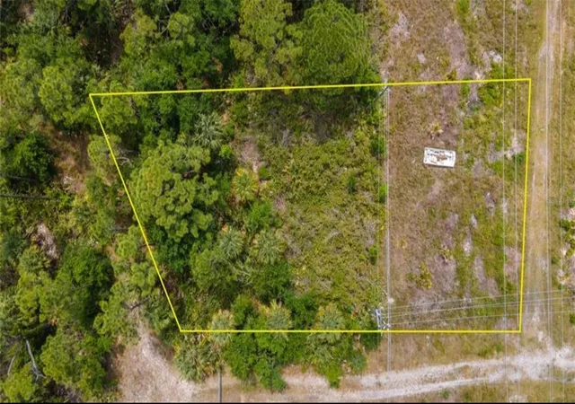 1st image of 925 Indian Creek Ln, Punta Gorda, FL 33982 | MLS# C7524823