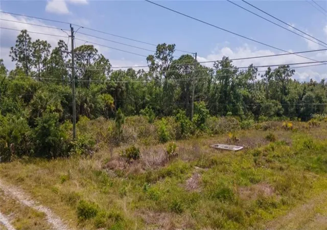 2nd image of 925 Indian Creek Ln, Punta Gorda, FL 33982 | MLS# C7524823