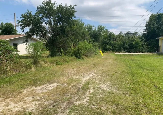 10th image of 925 Indian Creek Ln, Punta Gorda, FL 33982 | MLS# C7524823