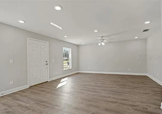 Photo 2 of Single family home for sale at 800 Ware Ave Ne, Winter Haven, FL 33881 | MLS# O6399008 | Listing updated on 2026-06-29