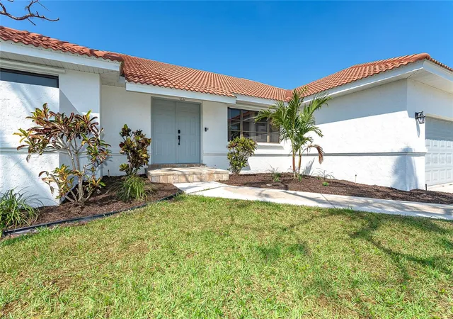 Homes for sale in Placida, FL | 16 Leeward Dr, Placida, FL 33946 | MLS# O6399010