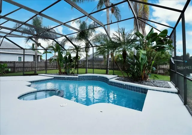 4th image of 14024 Cherry Bush Ct, Orlando, FL 32828 | MLS# O6399022