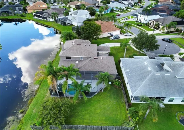 5th image of 14024 Cherry Bush Ct, Orlando, FL 32828 | MLS# O6399022