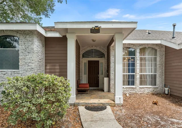 Photo 1 of Single family home for sale at 11520 Nw 8th Lane, Gainesville, FL 32606 | MLS# GC539441 | Listing updated on 2026-10-20