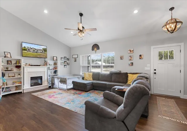 Homes for sale in Chiefland, FL | 5231 Nw 73Rd St, Chiefland, FL 32626 | MLS# GC539448
