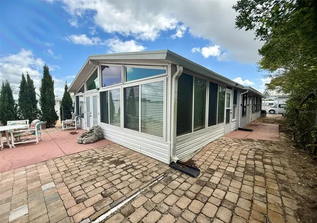 2nd image of 205 Pansy St, Davenport, FL 33837 | MLS# P4938448