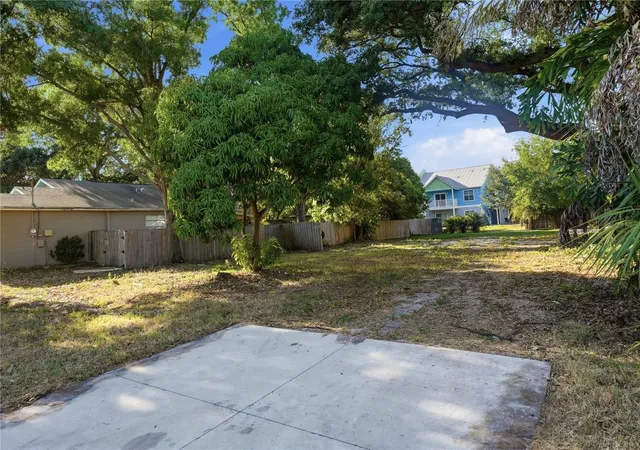 2nd image of 2929 W Averill Ave, Tampa, FL 33611 | MLS# TB8497625