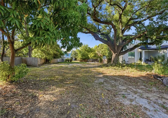 5th image of 2929 W Averill Ave, Tampa, FL 33611 | MLS# TB8497625
