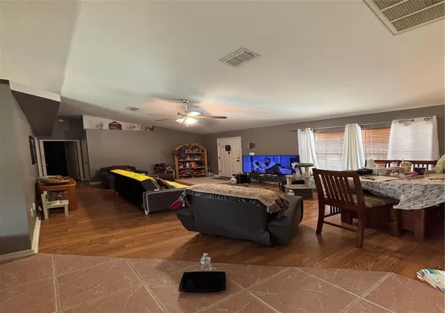 4th image of 4250 Worthington Pl, Mascotte, FL 34753 | MLS# S5147823