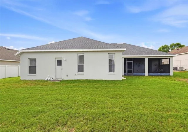 5th image of 445 Amethyst Ave, Auburndale, FL 33823 | MLS# L4961095