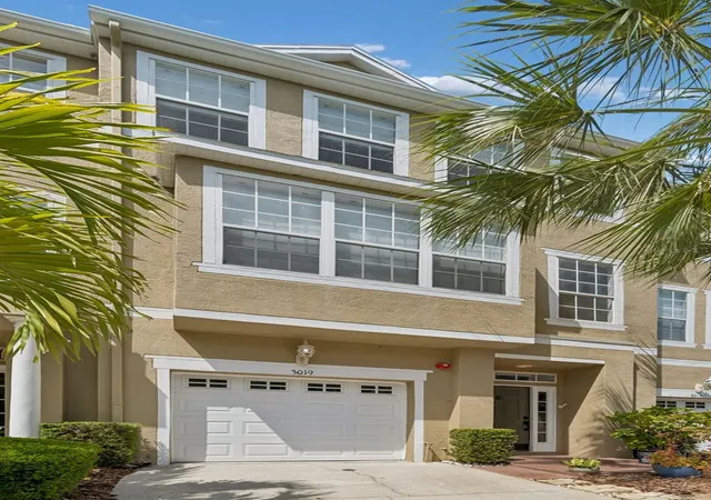 Homes for sale in Tampa, FL | 3019 Bayshore Pointe Dr, Tampa, FL 33611 | MLS# TB8497661
