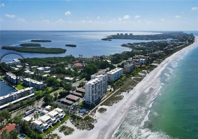 Homes for sale in Longboat Key, FL | 600 Sutton Pl #B302, Longboat Key, FL 34228 | MLS# A4690036