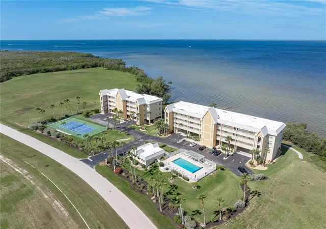 2nd image of 101 N Marion Ct #215, Punta Gorda, FL 33950 | MLS# C7524845