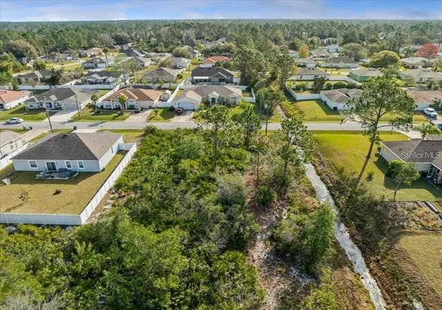 3rd image of 10 Rocking Ln, Palm Coast, FL 32164 | MLS# FC317749