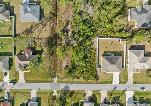 4th image of 10 Rocking Ln, Palm Coast, FL 32164 | MLS# FC317749