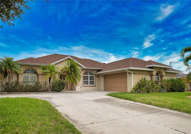 Photo 2 of Single family home for sale at 138 Broadmoor Ln, Rotonda West, FL 33947 | MLS# D6147056 | Listing updated on 2026-09-14