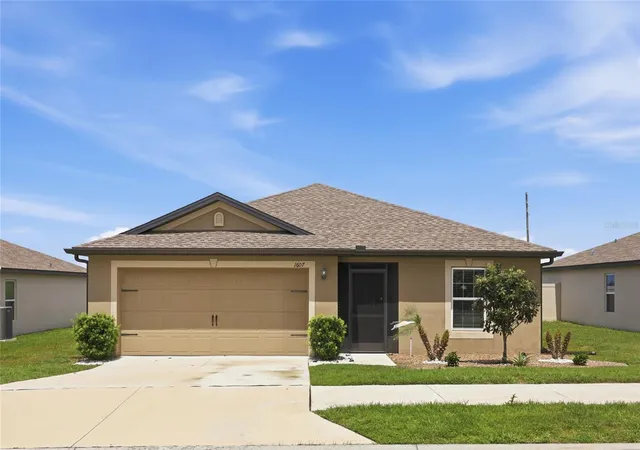 1st image of 1607 Swan Lake Cir, Dundee, FL 33838 | MLS# O6399170