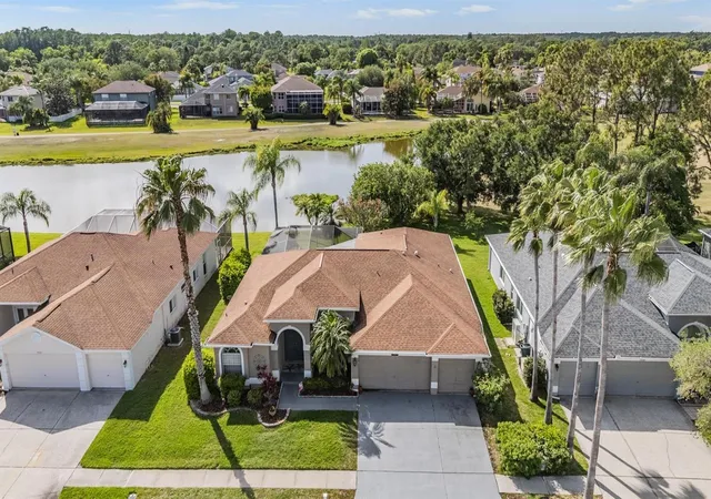 3rd image of 15922 Muirfield Dr, Odessa, FL 33556 | MLS# TB8497721